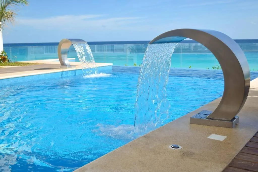 Estudio 1A Sobre Hermosa Playa, Excelente Opcion Cancun Apartment