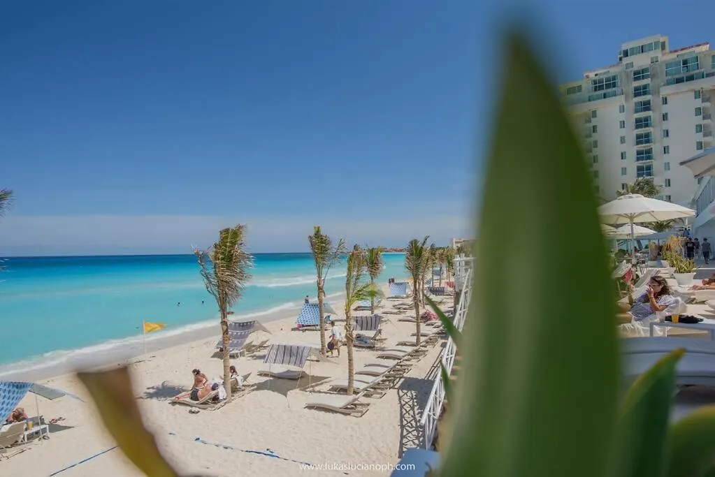 Estudio 1A Sobre Hermosa Playa, Excelente Opcion Cancun